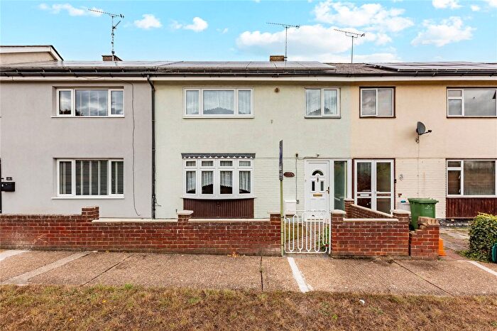 3 Bedroom Terraced House For Sale In The Fremnells, Basildon, Essex, SS14