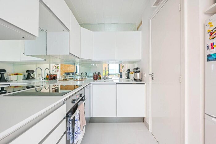 2 Bedroom Flat For Sale In Port House, , Docklands, London, E14