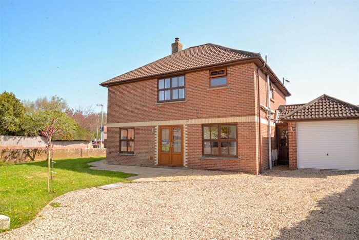 4 Bedroom Detached House To Rent In Swell Close, West Huntspill, TA9