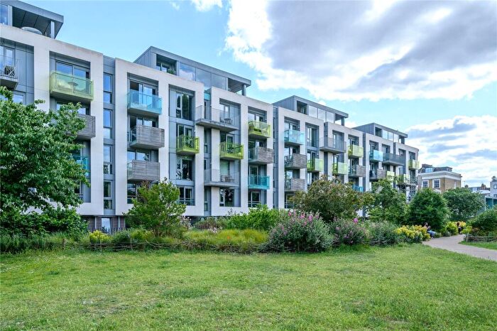 Apartment For Sale In Blackthorn Avenue, London, N7