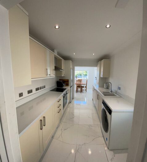 3 Bedroom House To Rent In Alltiago Road, Pontarddulais, Swansea, SA4