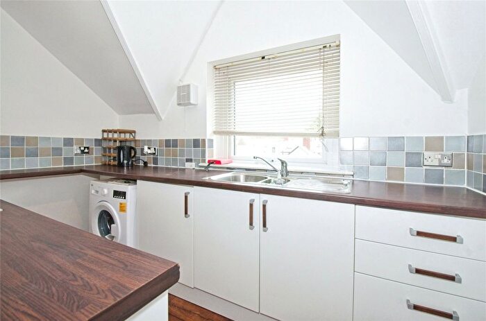 1 Bedroom Flat For Sale In Claude Road, Cardiff, CF24