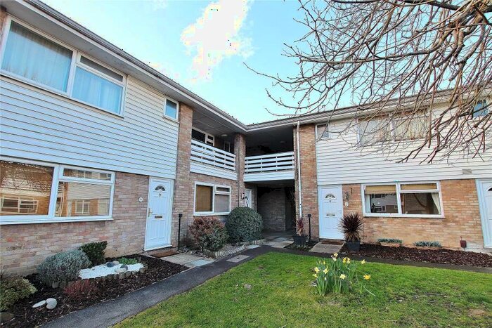 1 Bedroom Apartment To Rent In Knaphill, GU21