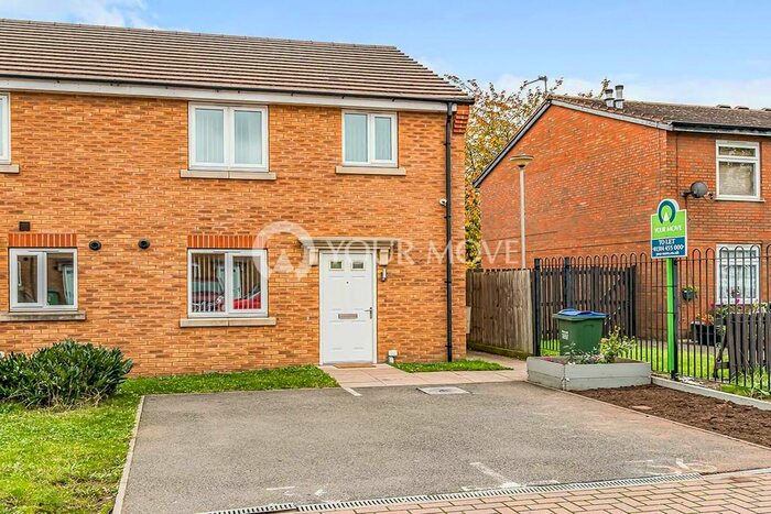 3 Bedroom Semi-Detached House To Rent In Pel Crescent, Oldbury, West Midlands B68