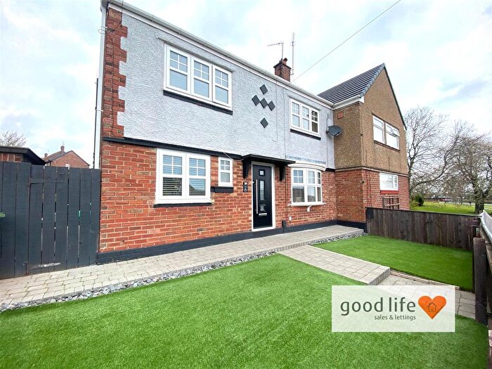 3 Bedroom Semi-Detached House For Sale In Allendale Road, Farringdon, Sunderland, SR3