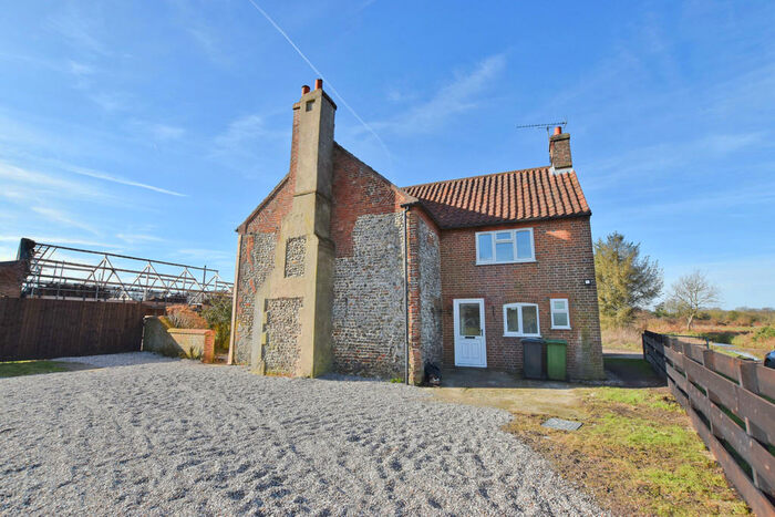 4 Bedroom Detached House To Rent In Plantation Lane, Swanton Novers, NR24