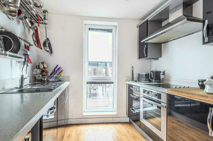 1 Bedroom Apartment For Sale In Centro, Camberley, GU15