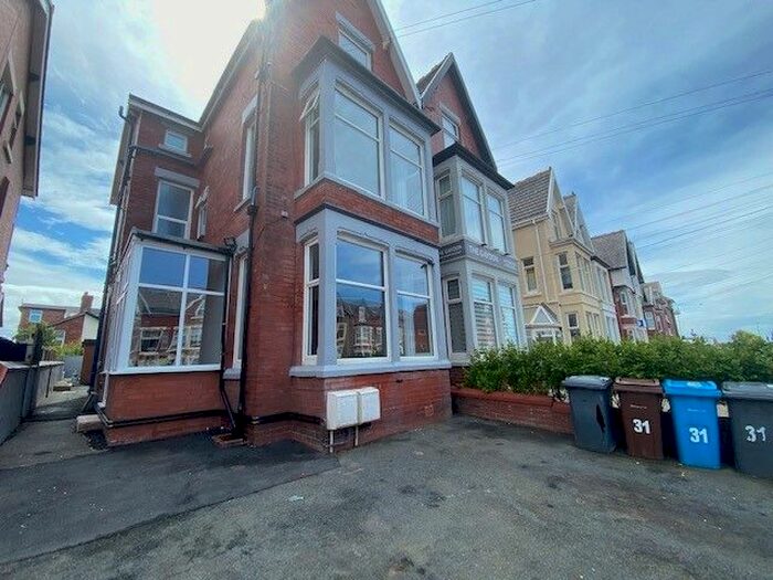 1 Bedroom Flat To Rent In Derbe Road, Lytham St. Annes, Lancashire, FY8