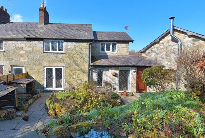 4 Bedroom Semi-Detached House For Sale In Tafarn-Y-Gelyn, Llanferres, Mold, CH7