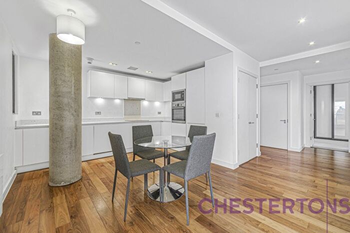 2 Bedroom Flat To Rent In Grand Regent Tower, Cadmium Square, E2