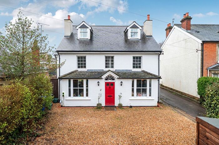 6 Bedroom Detached House For Sale In Reading Road South, Fleet, GU52