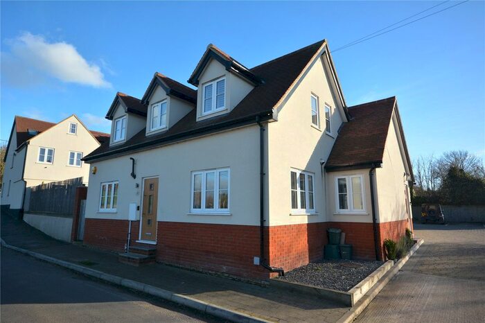 5 Bedroom Detached House To Rent In The Keys, Boyton Cross Lane, Roxwell, CM1