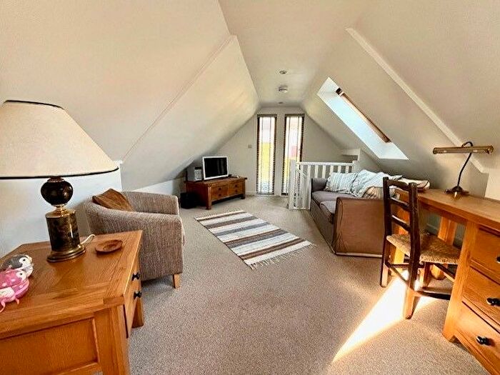 1 Bedroom Maisonette To Rent In Back Road, Linton, Cambridge, CB21