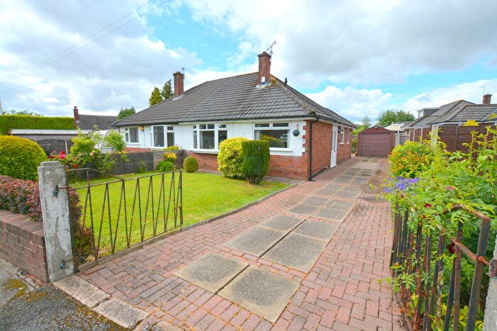 2 Bedroom Semi-Detached Bungalow For Sale In Lydgate Close, Denton, Tameside, M34