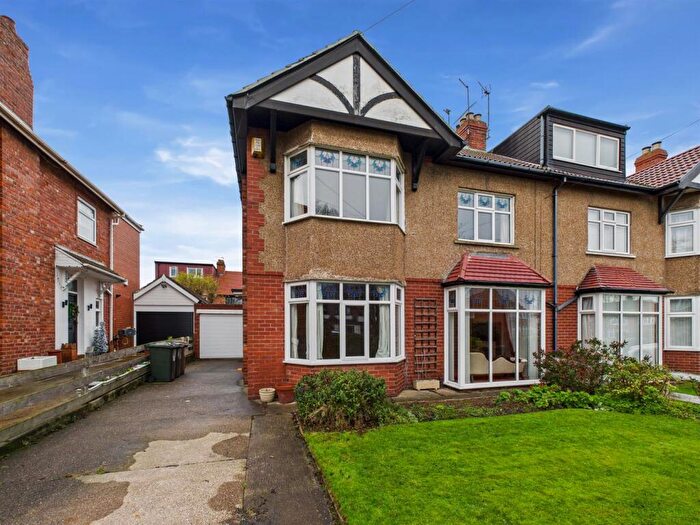 3 Bedroom Semi Detached House For Sale In Mast Lane, Cullercoats, NE30