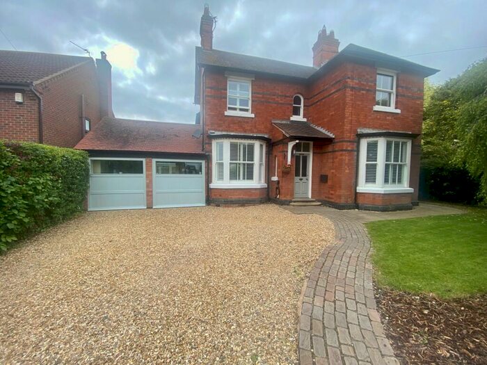 4 Bedroom House To Rent In Highbury Road, Keyworth, NG12