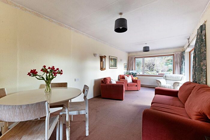 2 Bedroom Semi-Detached House For Sale In Childsbridge Lane, Kemsing, TN15