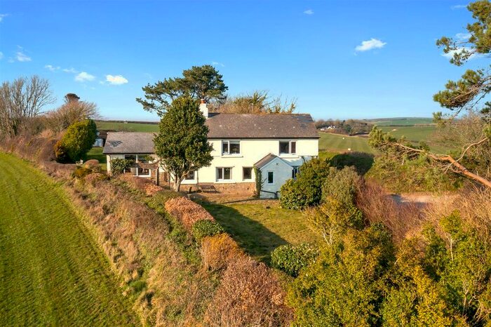 3 Bedroom Detached House For Sale In Woodleigh, Kingsbridge, TQ7