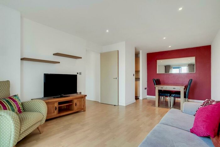 2 Bedroom Flat To Rent In Western Gateway, West Beckton, E16