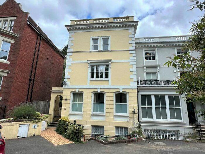 1 Bedroom Flat To Rent In London Road, Tunbridge Wells, Kent, TN1