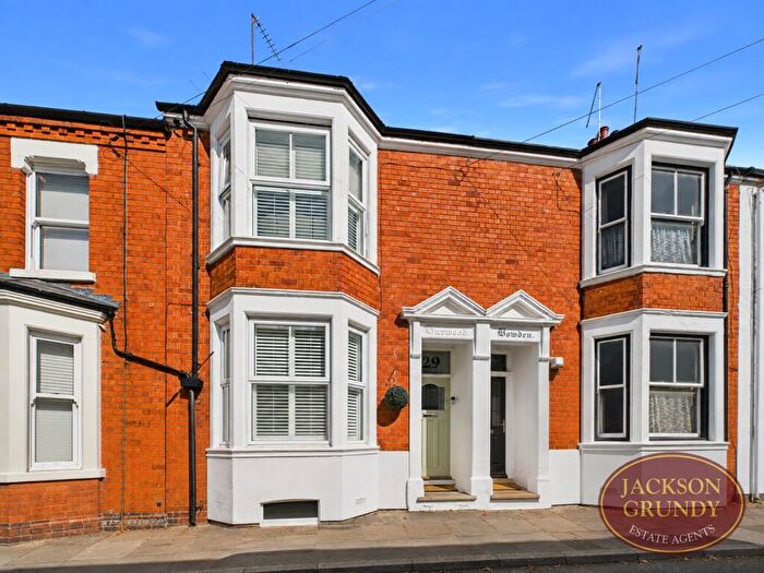 3 Bedroom Terraced House For Sale In Garrick Road, Abington, NN1