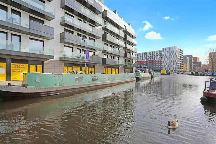 2 Bedroom Flat To Rent In Keepers Quay, Manchester, M4