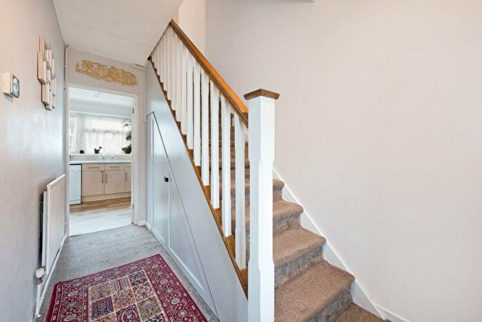3 Bedroom Terraced House For Sale In Pound Road, Banstead, SM7