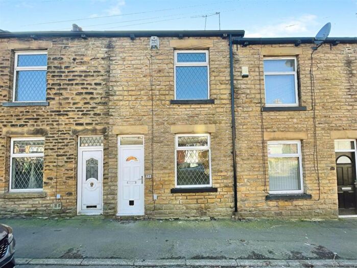 2 Bedroom Terraced House For Sale In Mount Street Bradford, BD2