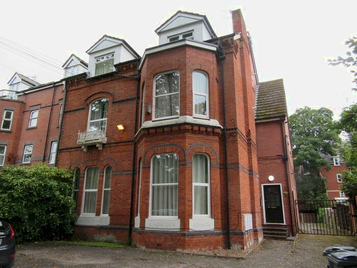 1 Bedroom Flat To Rent In Withington Road, Whalley Range, Manchester., M16