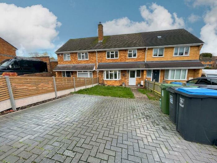 3 Bedroom Terraced House To Rent In Frimley Road, Hemel Hempstead, Hertfordshire, HP1