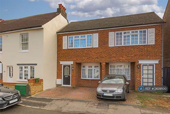 2 Bedroom Terraced House To Rent In Longfellow Road, Worcester Park, KT4