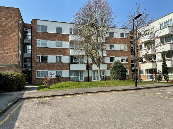 2 Bedroom Flat To Rent In Balmain Close, London, W5