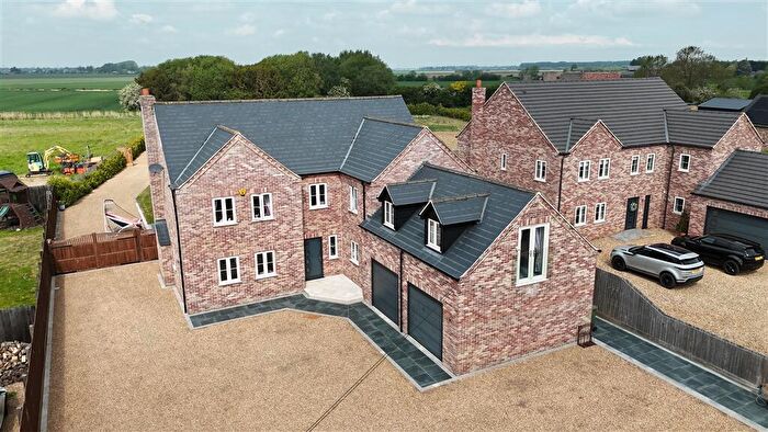 5 Bedroom Detached House For Sale In Smeeth Road, Marshland St. James, Wisbech, PE14