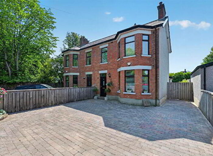 3 Bedroom Semi-detached Villas For Sale In Upper Newtownards Road, Belfast, BT4
