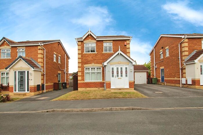 3 Bedroom Detached House For Sale In Lister Walk, Morley, LS27