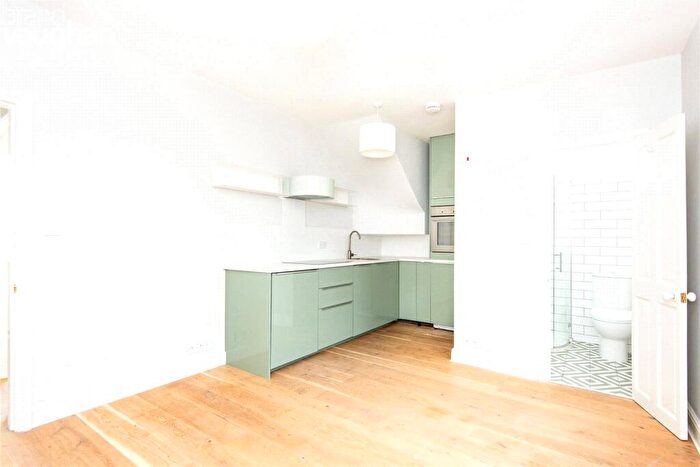 1 Bedroom Flat To Rent In Ewart Street, Brighton, BN2