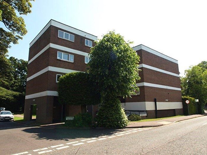 1 Bedroom Flat To Rent In Cairns Court, Norwich, NR4