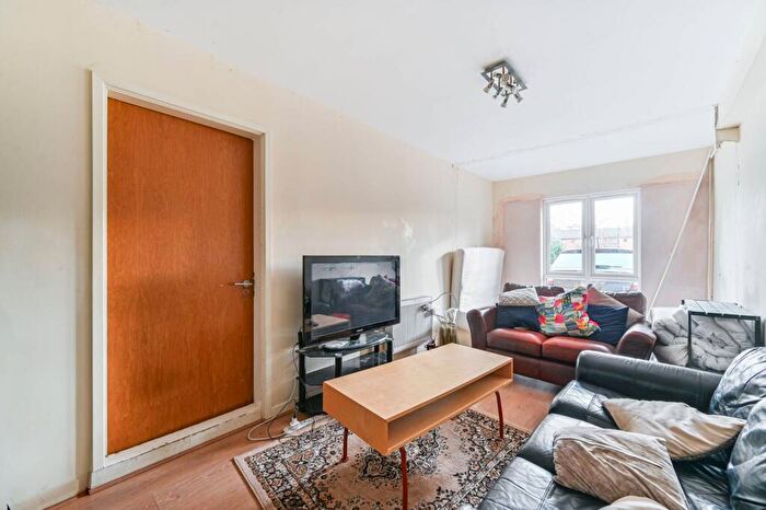 4 Bedroom Terraced House To Rent In Calypso Crescent, Peckham, London, SE15