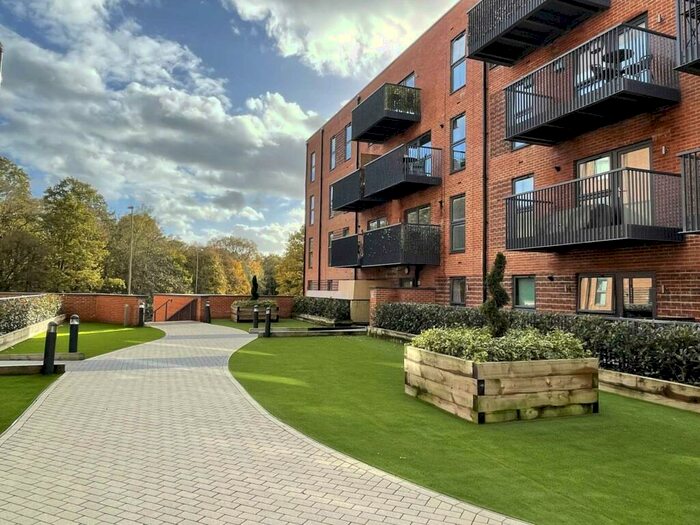 1 Bedroom Apartment To Rent In Beaulieu Place, Hook, RG27