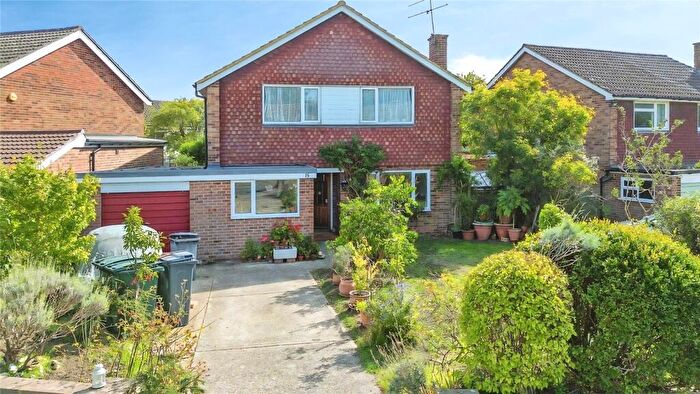 4 Bedroom Detached House For Sale In Tredegar Road, Emmer Green, Reading, Berkshire, RG4