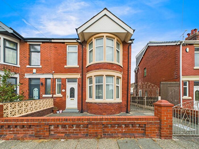 3 Bedroom Semi Detached House To Rent In Winchester Avenue, Blackpool, FY4