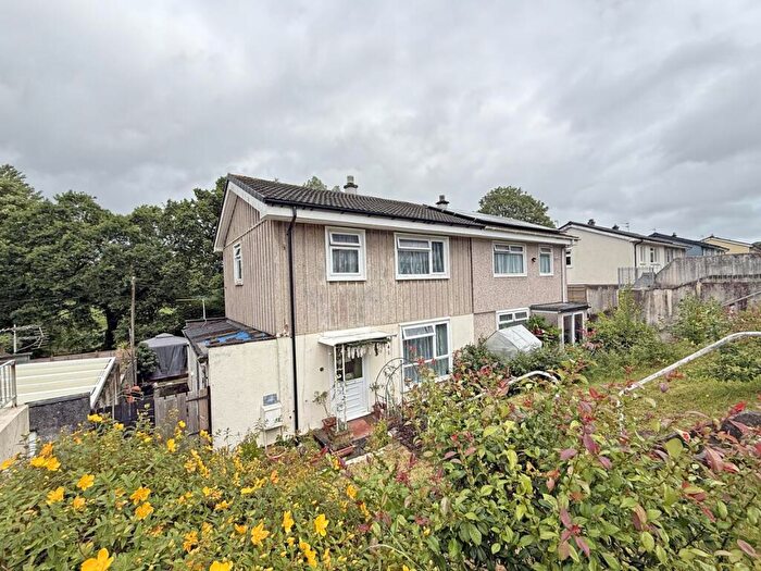 3 Bedroom Semi Detached House For Sale In Shakespeare Road, Honicknowle, Plymouth, PL5