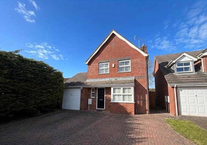 4 Bedroom Detached House For Sale In Tibbs Way, Bugbrooke, Northampton, NN7