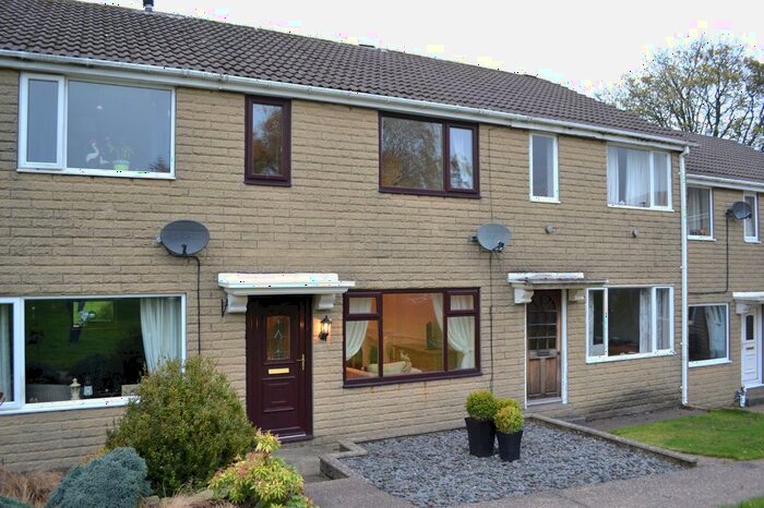 3 Bedroom Terraced House To Rent In Broomhill Close, Scholes, Holmfirth, HD9