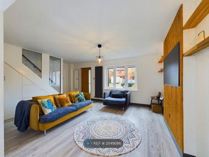 3 Bedroom Detached House To Rent In Malvern Way, Newton Aycliffe, DL5