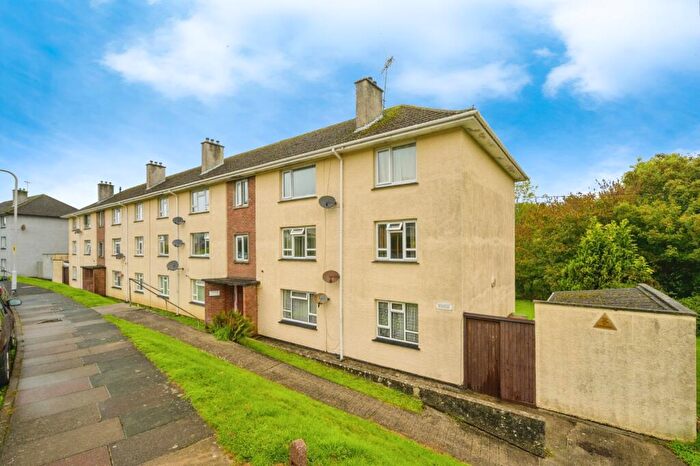 2 Bedroom Flat For Sale In Fegen Road, Plymouth, Devon, PL5