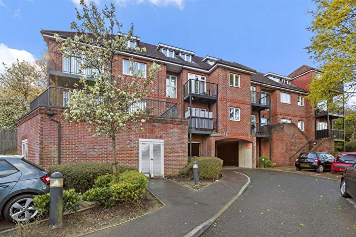 2 Bedroom Flat For Sale In St. Marks Close, High Wycombe, HP13