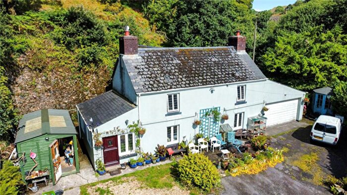 3 Bedroom Detached House For Sale In Crow's Nest, Liskeard, Cornwall, PL14