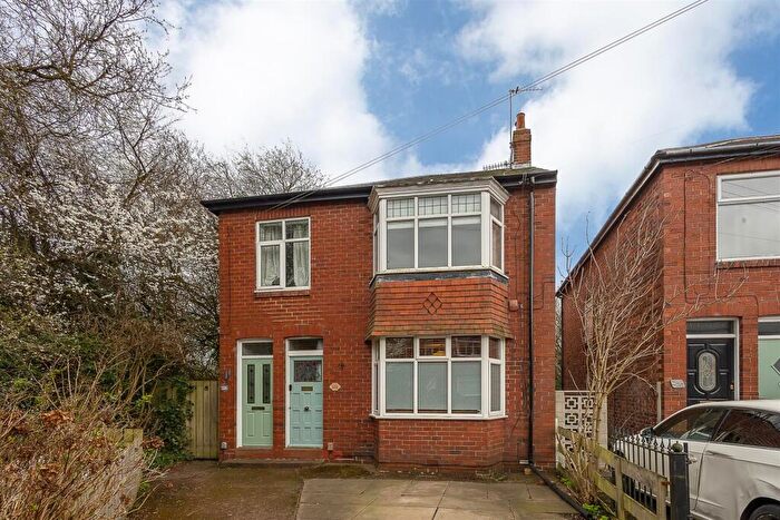 2 Bedroom Flat For Sale In Sackville Road, Heaton, Newcastle Upon Tyne, NE6