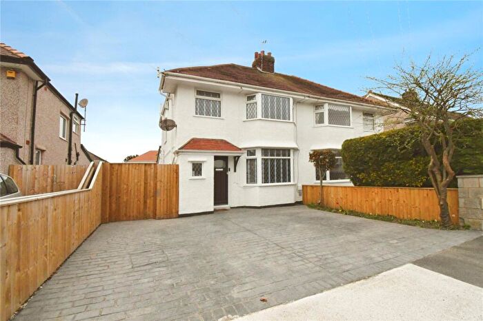 3 Bedroom Semi-Detached House For Sale In Kirkway, Greasby, Wirral, CH49